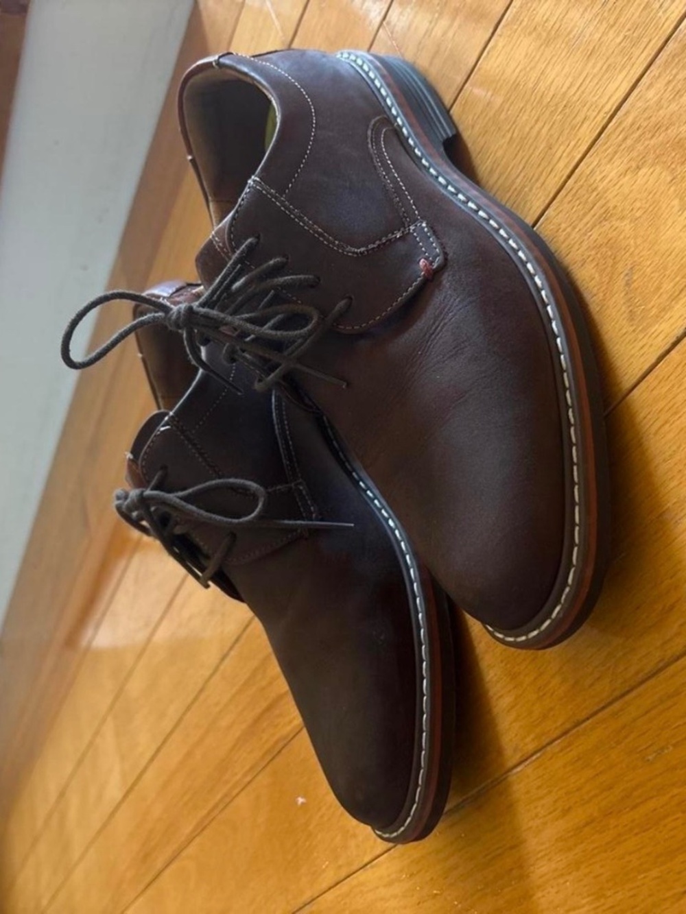 Men’s Florsheim Norwalk Oxford Size 8 medium width. Comfortech insoles.